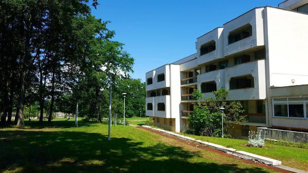 Atliman Beach Park Hotel Kiten  Exterior photo
